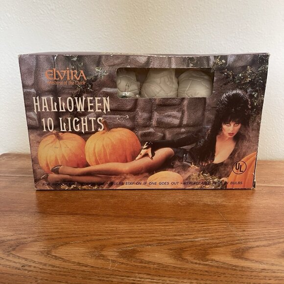ELVIRA Mistress of the Dark Halloween NEW NOS 10 Skull Lights RARE Vintage - Picture 1 of 8